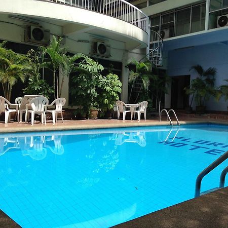 Florida Hotel Bangkok Exterior photo