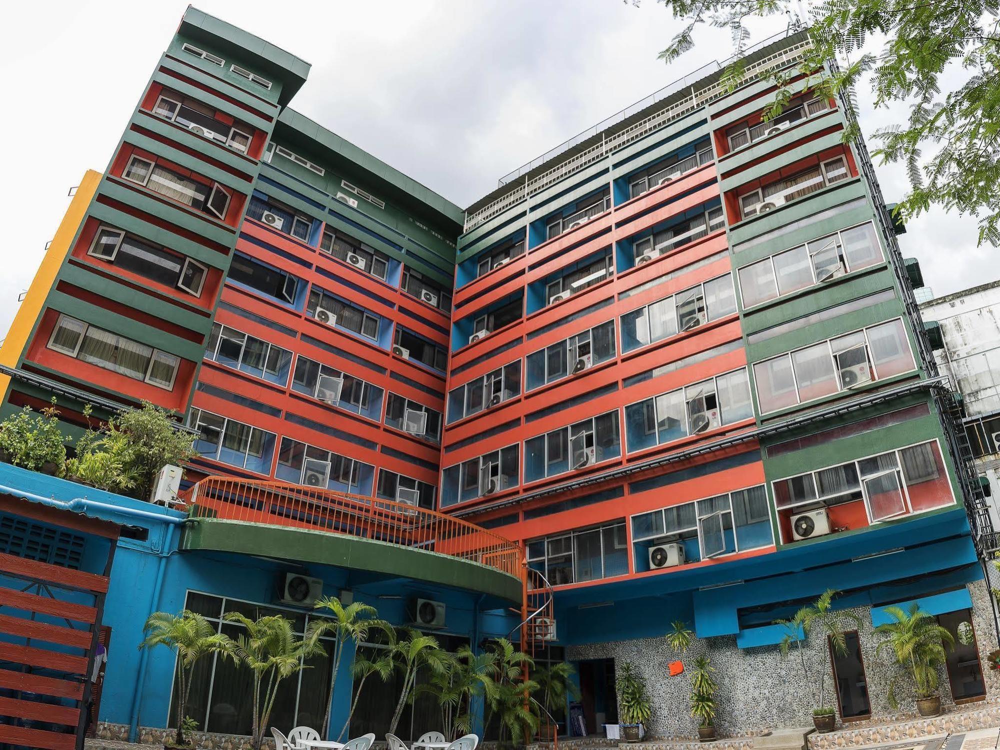 Florida Hotel Bangkok Exterior photo